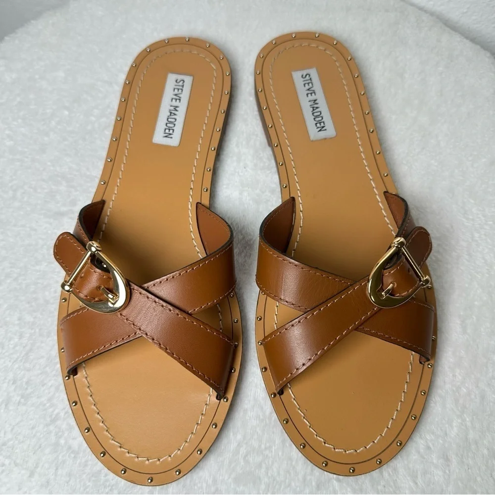 NWOB Steve Madden Tan Buckle Sandals in Size 8M - Picture 5 of 9
